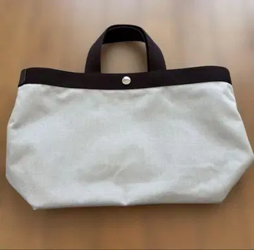 에르베샤 펠리에 704C 마스티크