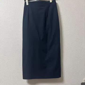 네이비 타이트 롱 스커트