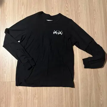 sacai x kaws Embroidery Long T-Shirt