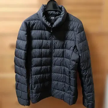 UNIQLO 블랙 울트라 라이트 다운 자켓 M