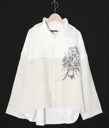 이즈스칼라 553294: 종이상자 니트 x 트위드 꽃 자수 블루종