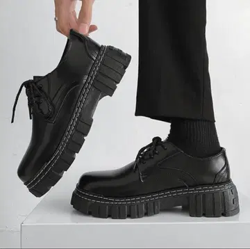 통굽 캐주얼 인조 가죽 신발 SHEIN