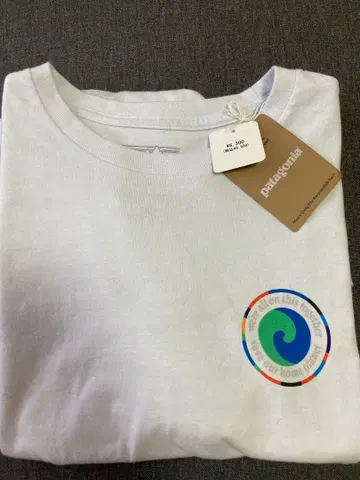 patagonia 화이트 T셔츠 L 사이즈