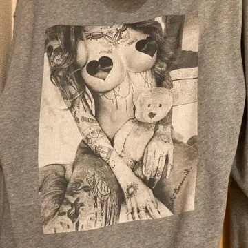 이즈미 마나 alu 그레이 후드 부착 맨투맨