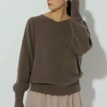 엘루라 라쿤 니트