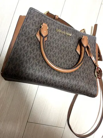 마이클코어스 숄더백