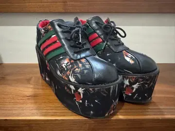 YOSUKE 통굽 스니커즈 호랑이 프린트 라인 로우컷