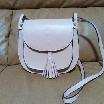 이탈리아 가죽 태슬 숄더백 핑크 베이지