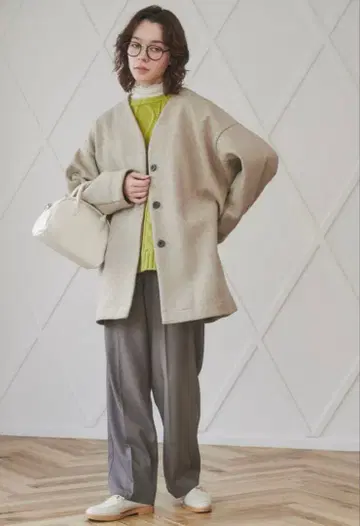 노카라 오버 사이즈 베이지 ANGIE 노카라 미들 코쿤 코트