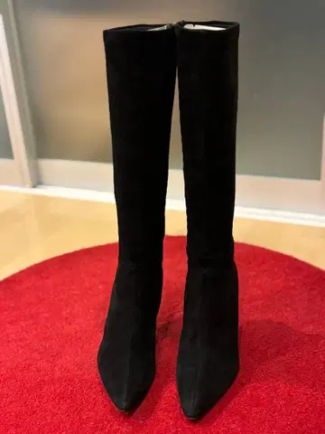 DIANA 블랙 스웨이드 롱 부츠