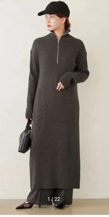 하프 지퍼 니트 원피스