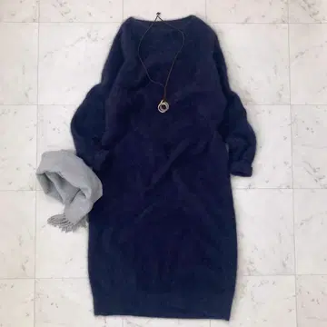 새상품급 어반리서치 로쏘 퍼 니트 원피스 네이비