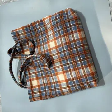 체크 무늬 토트백
