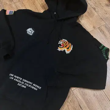 XLARGE 엑스라지 후디 호랑이 용 해골 USA 국기