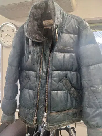 아비렉스 다크 그린 가죽 아우터 자켓