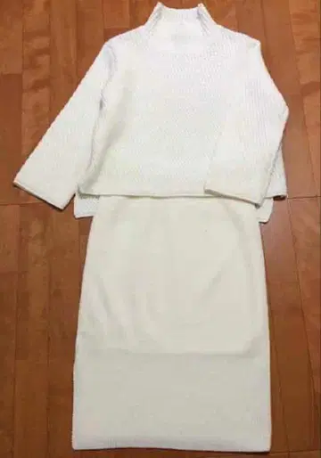 [ 미사용 새상품 ] 스픽 앤 스팬 니트 셋업 스웨터