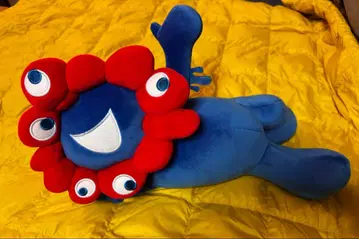 미야쿠미야쿠 봉제 인형 2등