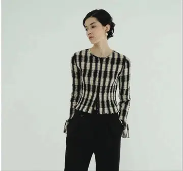 CLANE 클라네 SHIRRING DESIGN BLOUSE