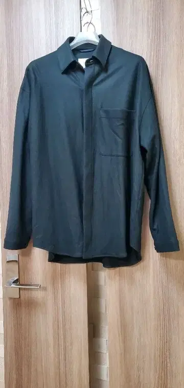 PUBLIC TOKYO 실키 울 저리 셔츠