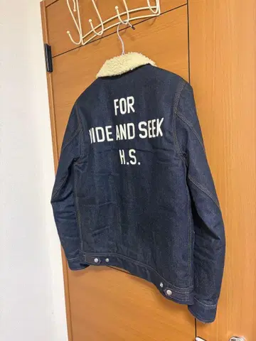 HIDE AND SEEK 보아 데님 자켓