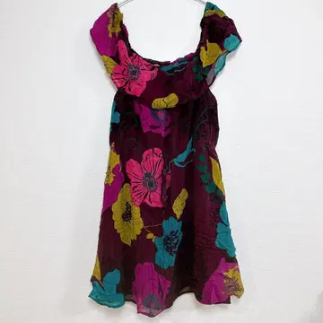 새상품급 flounce [ M ] 슬리브리스 미니 원피스