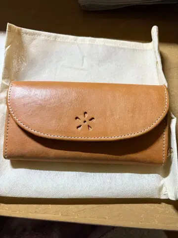 주케로 휠라 여성용 장지갑