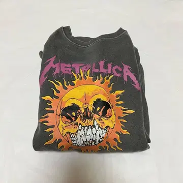 raucohouse Metalica 맨투맨