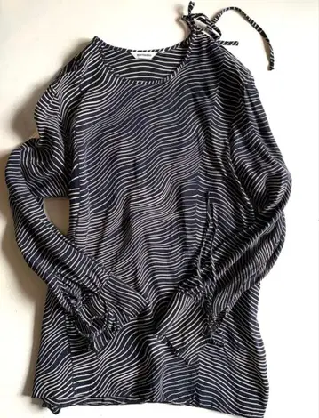 마리메꼬 제브라 패턴 셔츠 S 사이즈