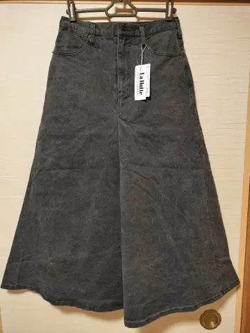 La Hutte 그레이 플레어 스커트 36