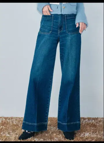 LILY BROWN 스트레이트 플레어 데님 팬츠 25SS