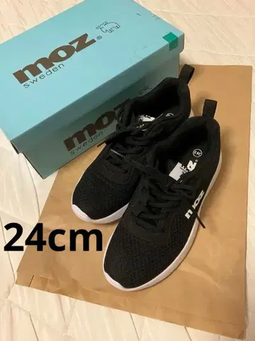 moz 블랙 스니커즈 24cm