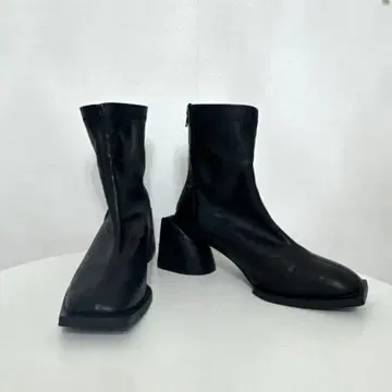 AIC. AIC 슬라이드 밑창 스퀘어토 숏부츠