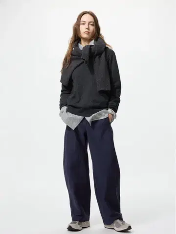 새상품 유니클로 여성용 저지 배럴 레그 팬츠 네이비