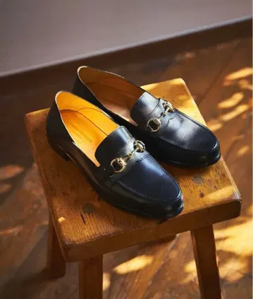 HIROSHI TSUBOUCHI 별주 크로그 비트 로퍼