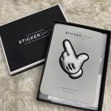 미사용 새상품 안야 힌드마치 미키마우스 가죽 스티커