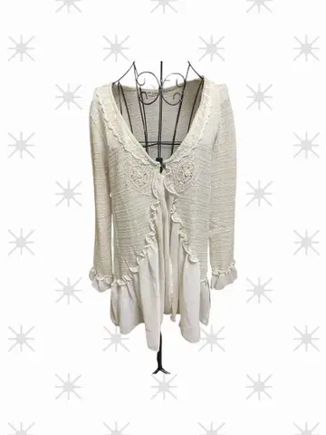 [ 엑시즈팜 ] 아이보리 프릴 니트 가디건