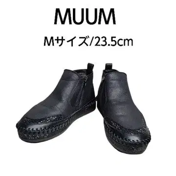 새상품급 MUUM 블랙스니커 M 사이즈/23.5cm