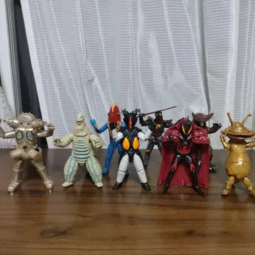 울트라 액션 피규어 제튼 레드킹 울트라맨 피규어