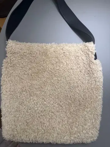 anuke 앙누크 보아 토트백