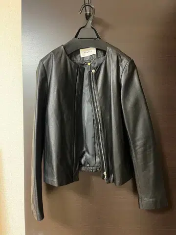 FRAY I.D 가죽 자켓 라이더 자켓