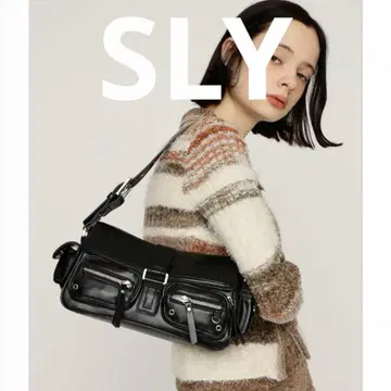 새상품 SLY 멀티 포켓 숄더 백 블랙