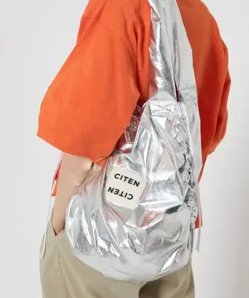 CITEN 메탈릭 숄더백