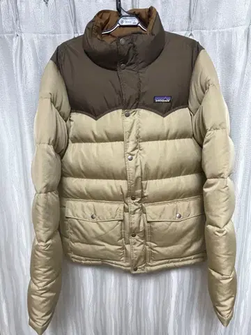 하자품! Patagonia 다운 자켓 브라운/베이지