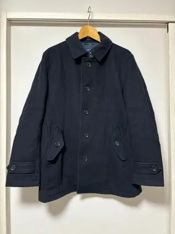 그린 라벨 릴랙싱 울 혼방 숏코트 네이비 컬러 후드 부착