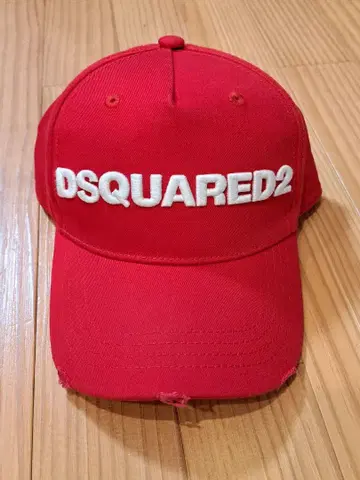 DSQUARED2 빨간색 캡 디스퀘어드