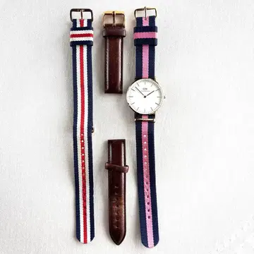 DW 다니엘 웰링턴 손목시계 교체용 벨트 2개 포함