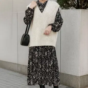 원피스 베스트 플레어 롱 체형 커버 가을/겨울 블랙 화이트 화이트 블랙