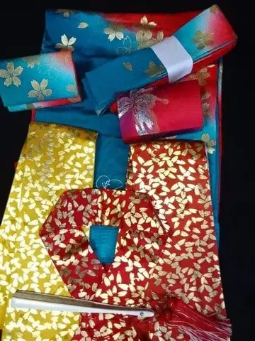 신부 의상 레이어트 카라 박 세트 8점