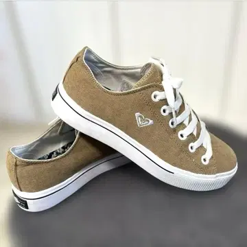 ROXY 스웨이드 로우컷 스니커즈