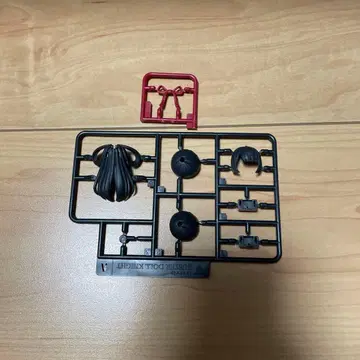 메가미 디바이스 버스터돌 나이트 헤어 파츠